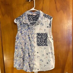 SO Blue and White Floral Sleeveless Blouse